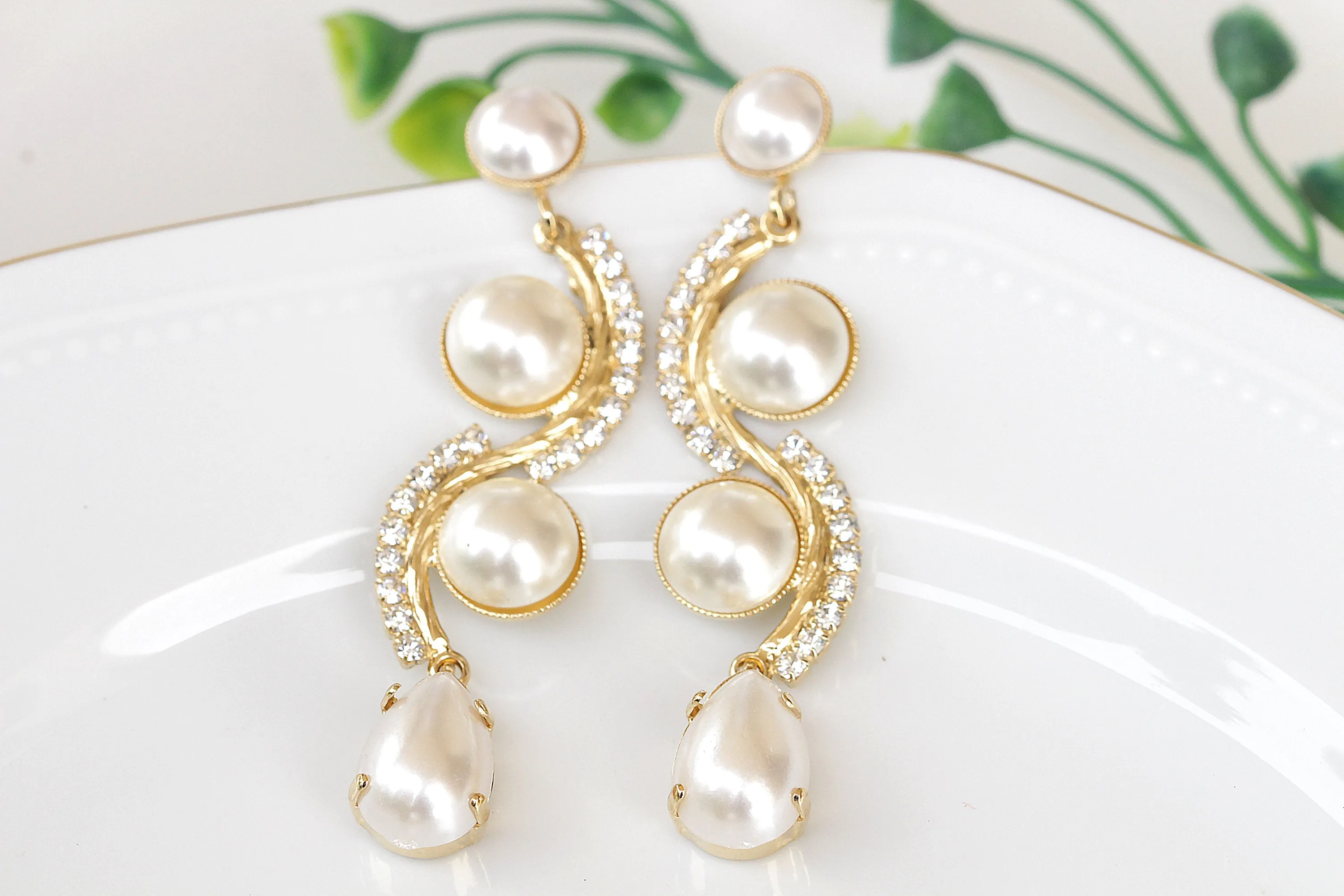 PEARL Rebeka EARRINGS